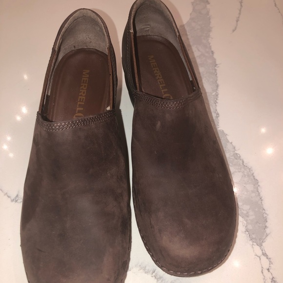 Merrill brown Leather Clogs - Picture 3 of 5